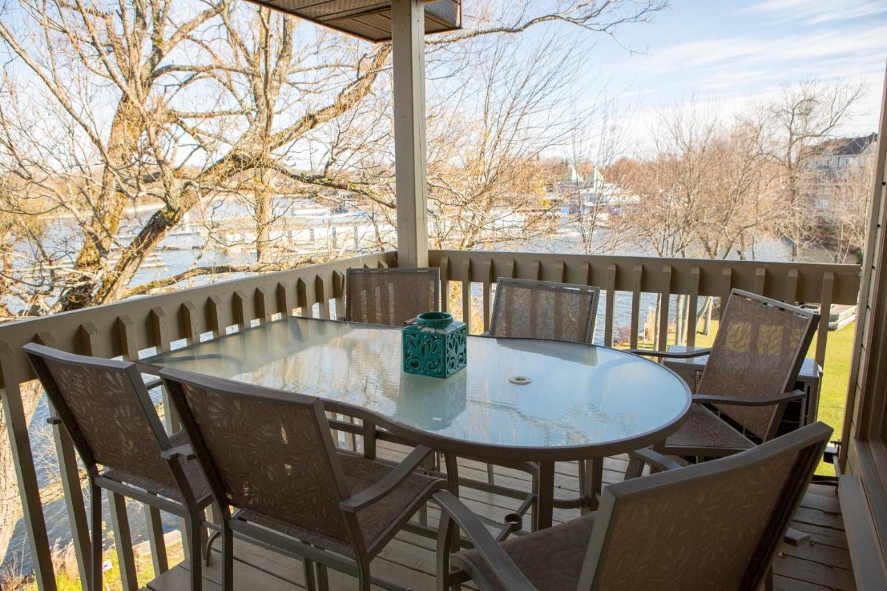 Location Tourisme Estrie - Oberge Du Village Magog Εξωτερικό φωτογραφία