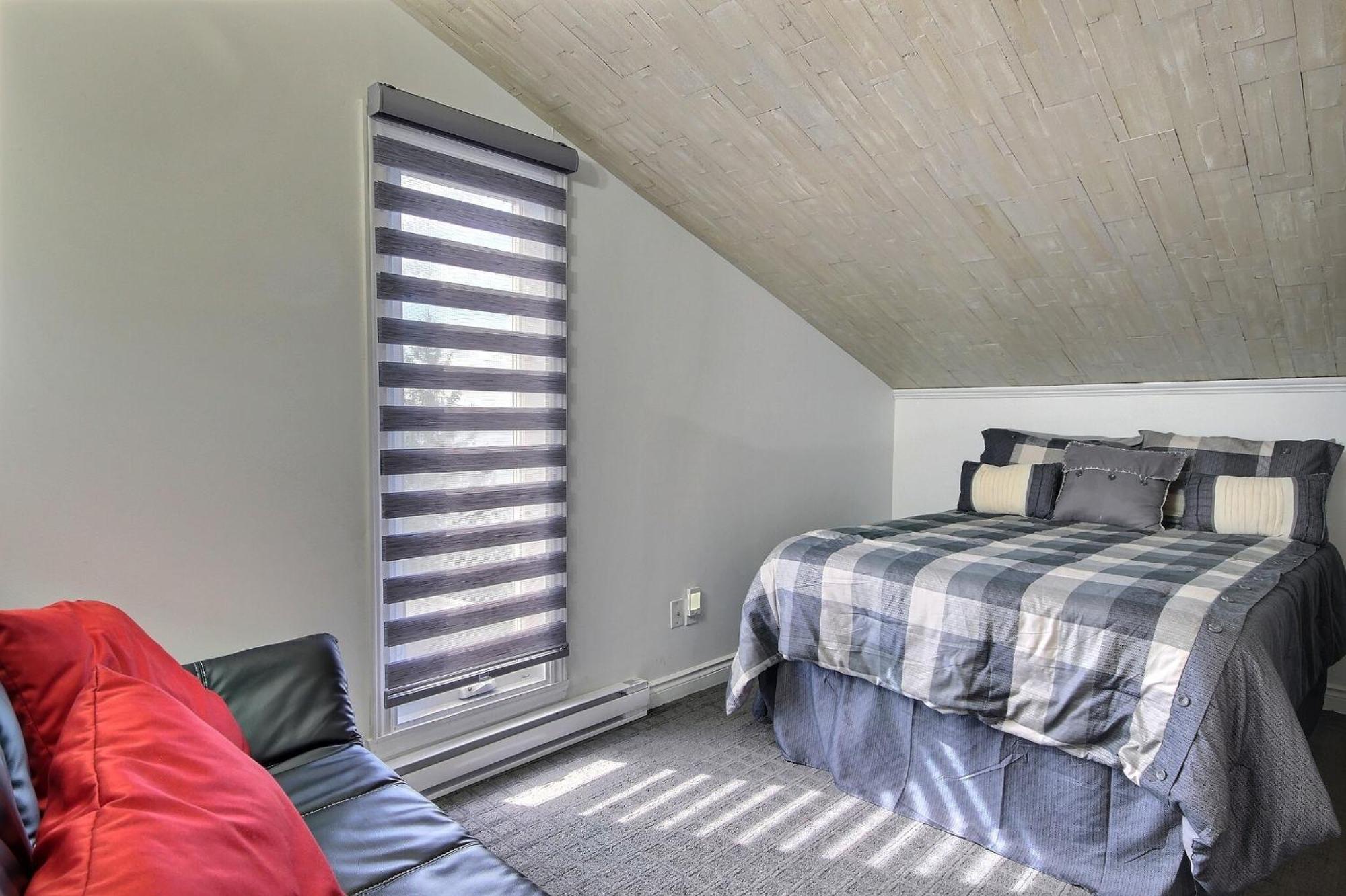 Location Tourisme Estrie - Oberge Du Village Magog Εξωτερικό φωτογραφία